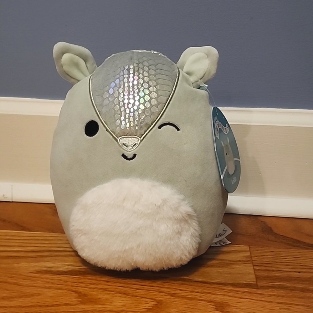 Arilla the Armadillo 7"